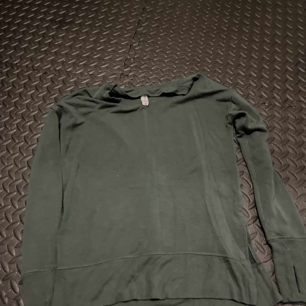 Sweatshirt